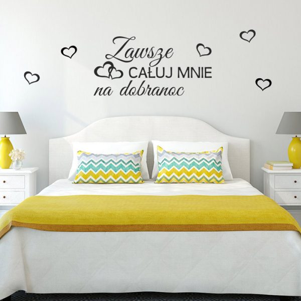 udekoruj ściany swojej sypialni romantycznym napisem