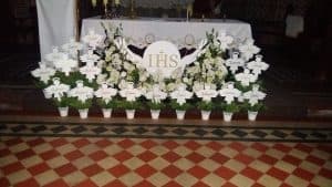 dekoracja kościoła aniołki